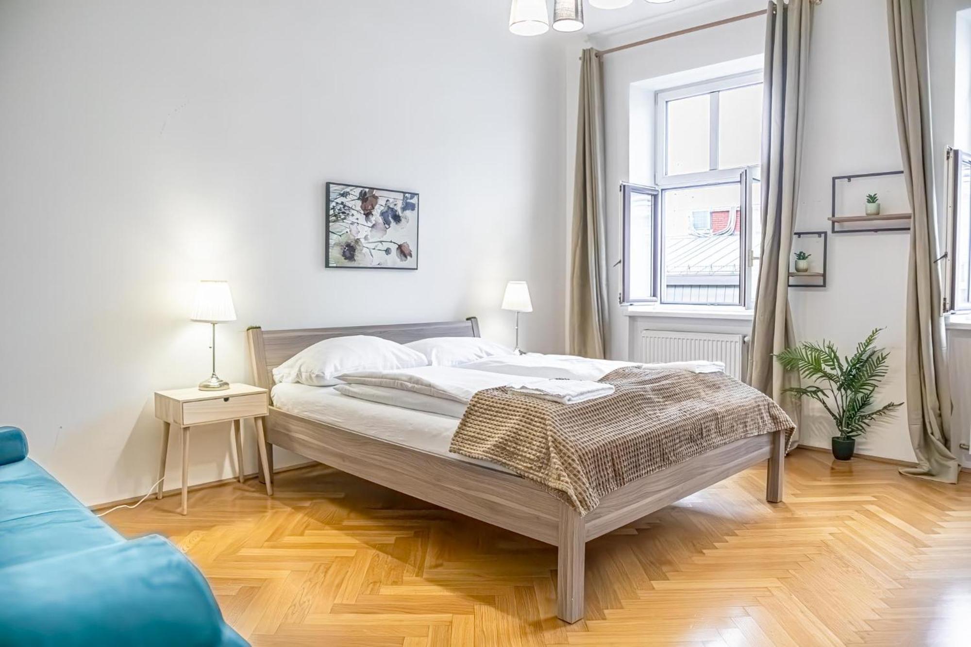 Comfortable 2br Apt, Near Wiener Stadthalle * Wenen